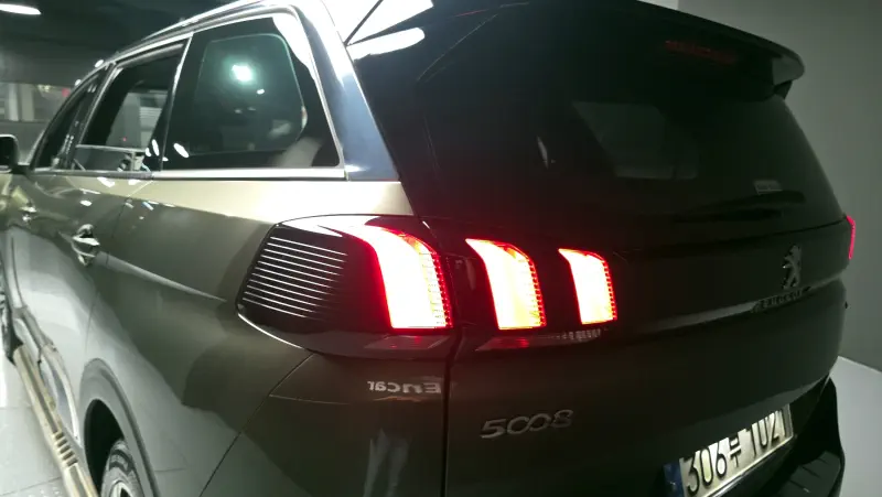 Peugeot 5008
