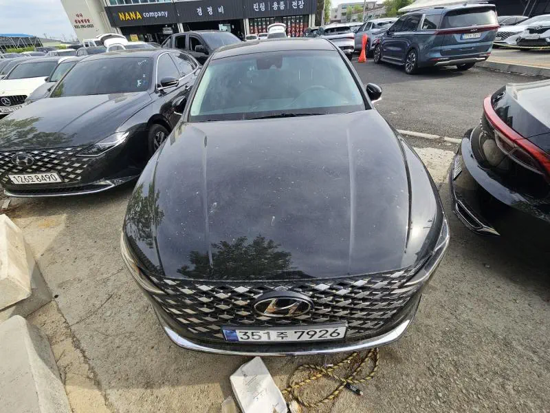 Hyundai Grandeur