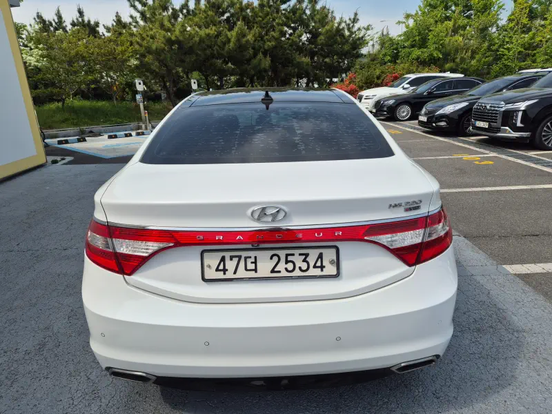 Hyundai Grandeur