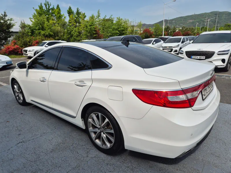 Hyundai Grandeur