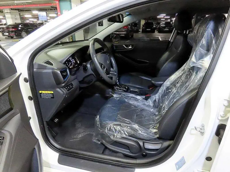 Hyundai Ioniq