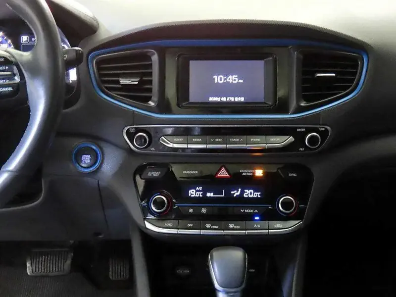 Hyundai Ioniq