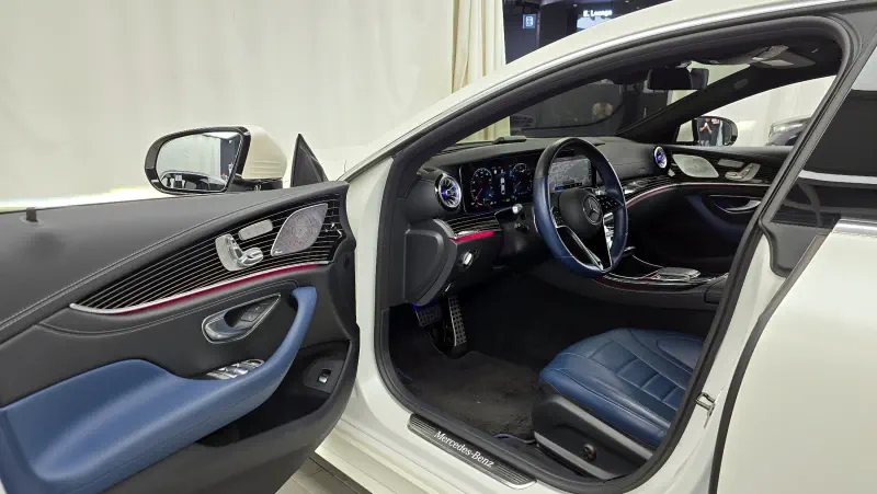 Mercedes-Benz CLS-Class