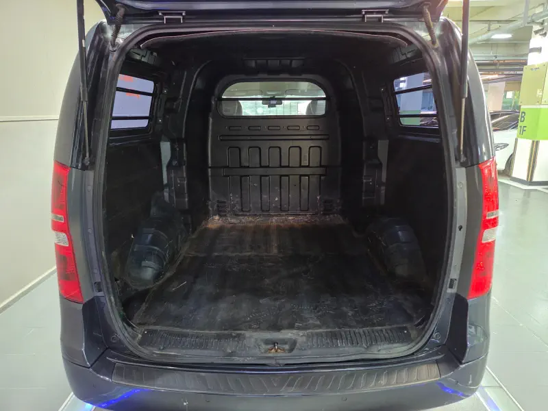 Hyundai Grand Starex