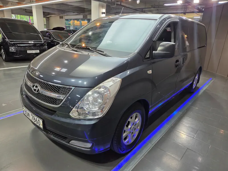 Hyundai Grand Starex