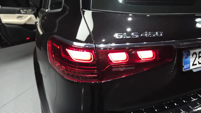 Mercedes-Benz GLS-Class