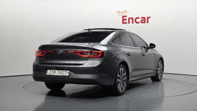 Renault SM6