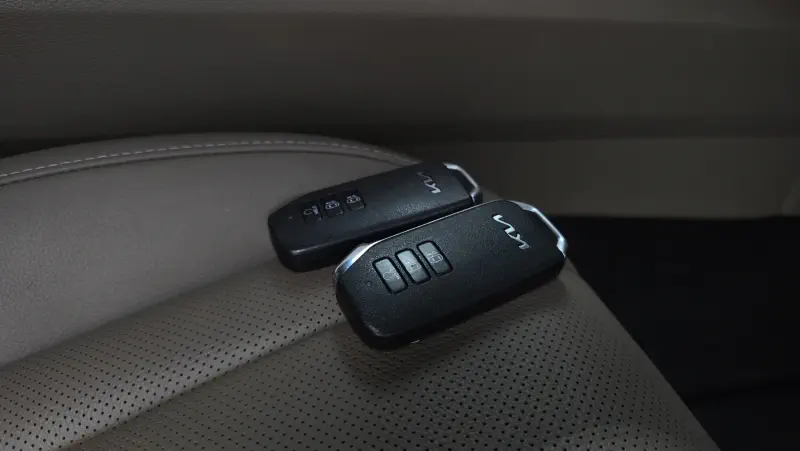 Kia K8
