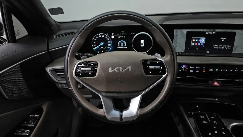 Kia K8