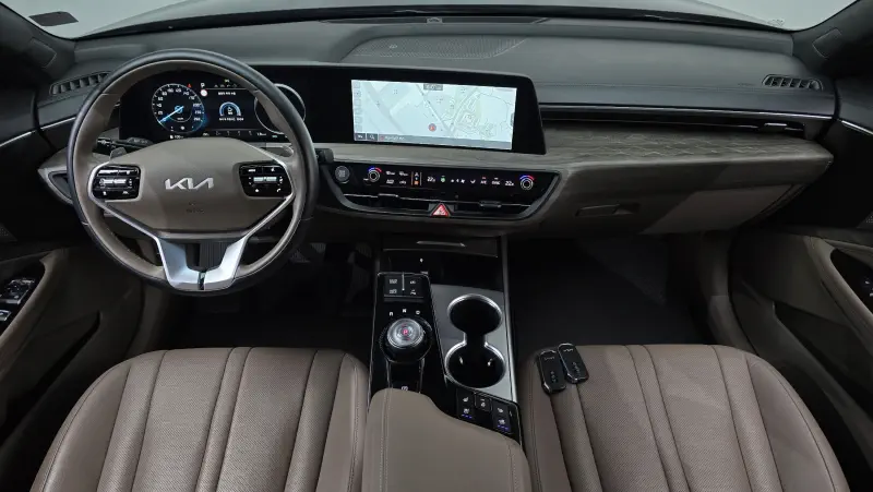 Kia K8