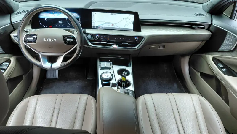 Kia K8