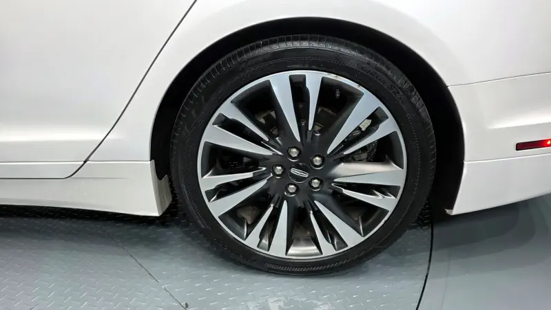 Lincoln MKZ