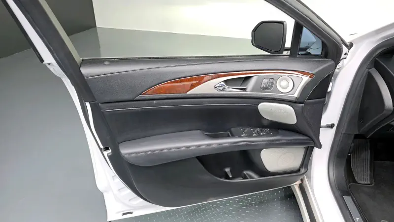 Lincoln MKZ