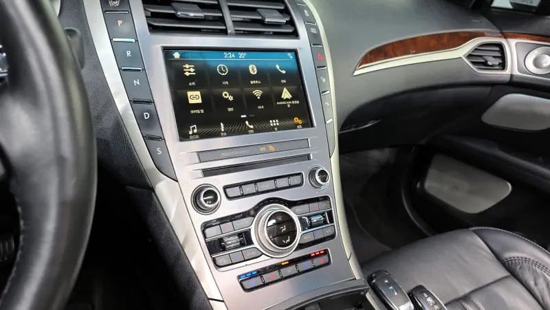 Lincoln MKZ