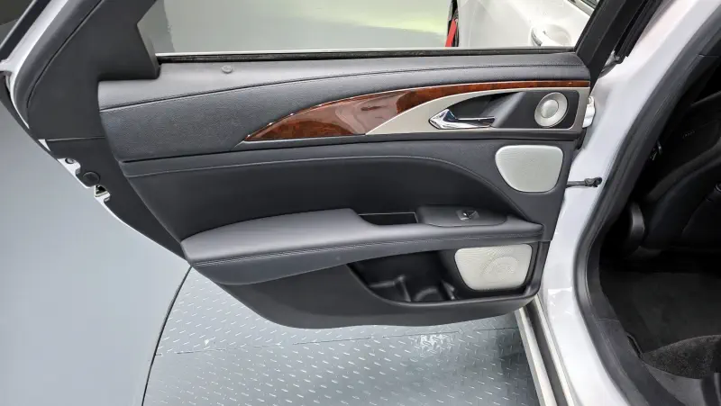 Lincoln MKZ