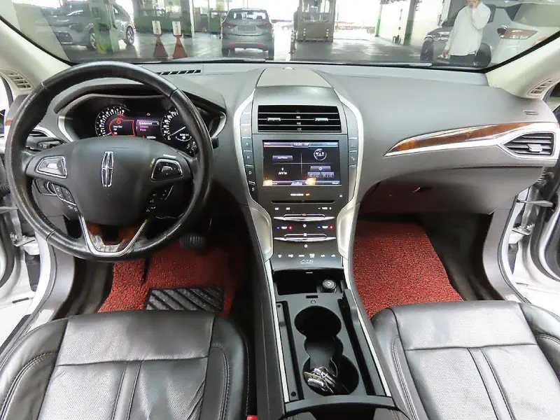 Lincoln MKZ