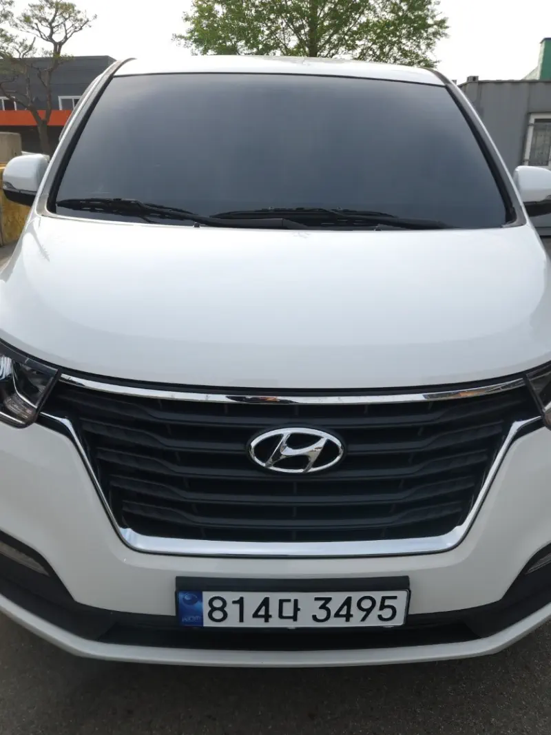 Hyundai Grand Starex