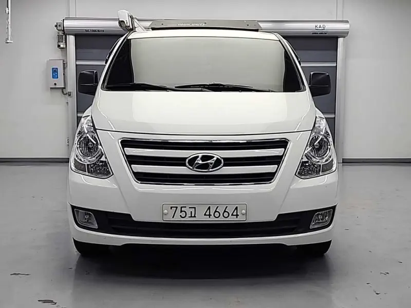 Hyundai Grand Starex