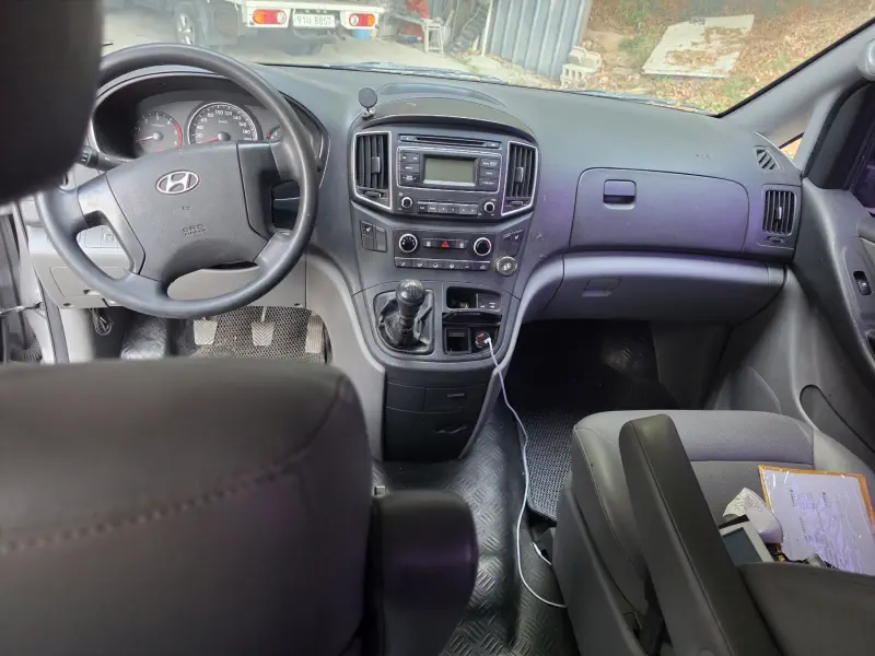 Hyundai Grand Starex