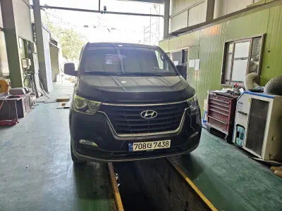 Hyundai Grand Starex