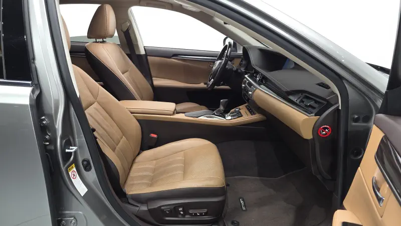 Lexus ES300h