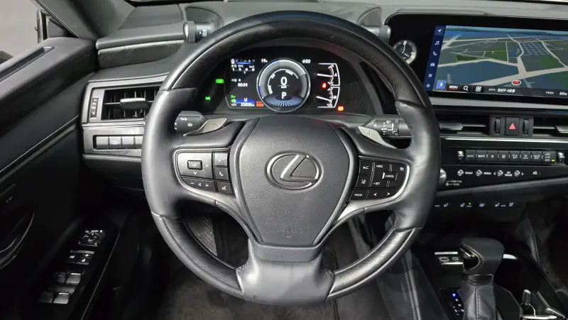 Lexus ES300h