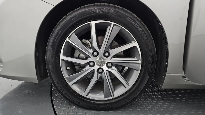 Lexus ES300h
