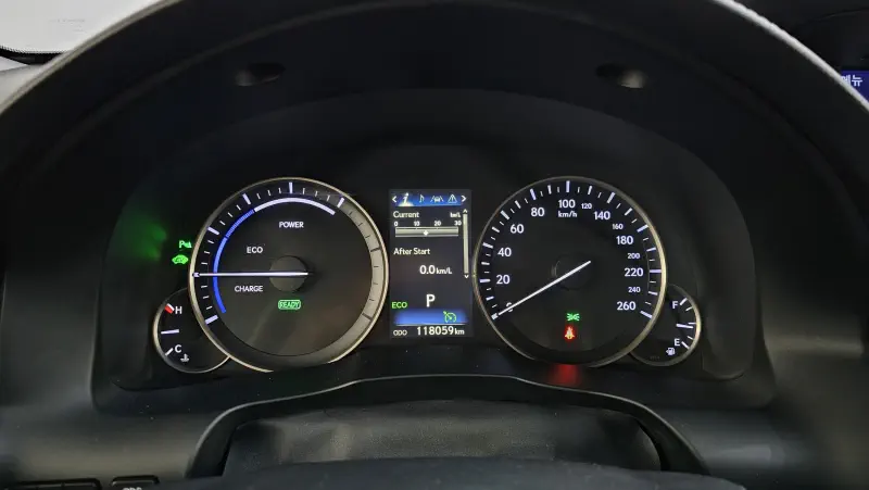 Lexus ES300h