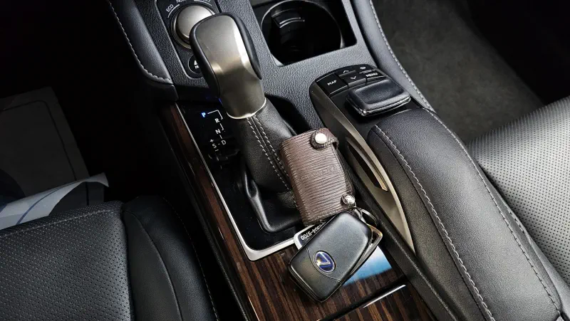 Lexus ES300h