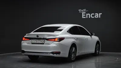 Lexus ES300h
