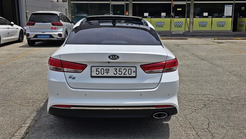 Kia K5