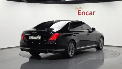 Genesis EQ900
