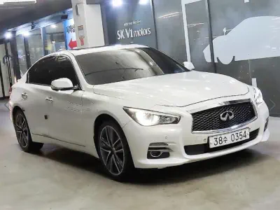 Infiniti Q50