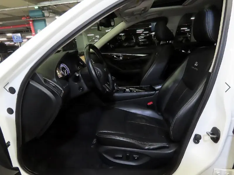Infiniti Q50