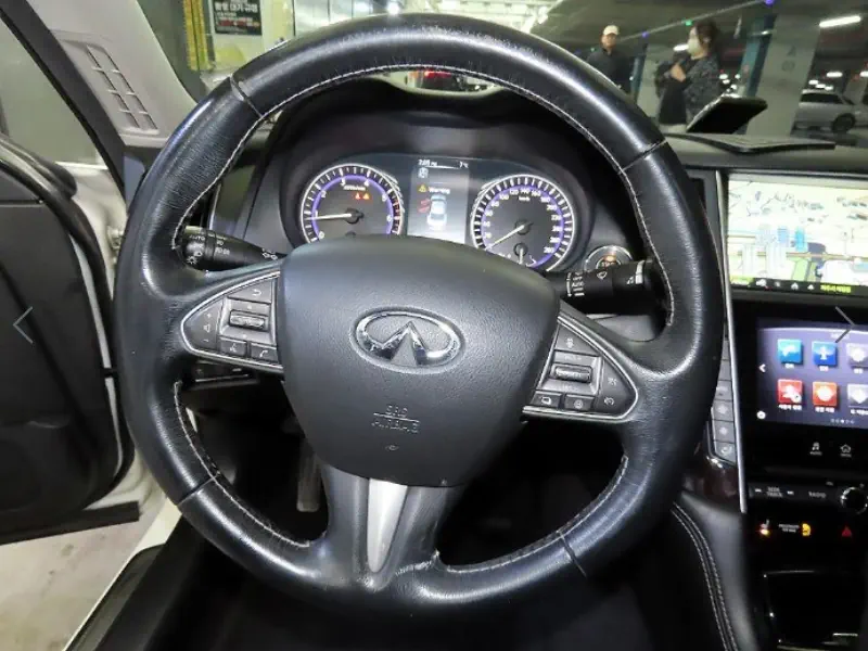 Infiniti Q50