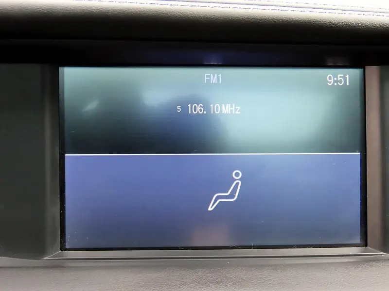 Infiniti Q30