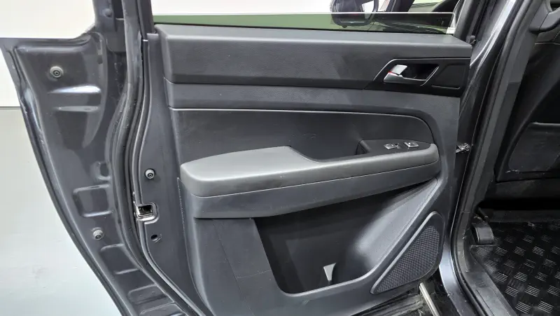 SsangYong Rexton Sports
