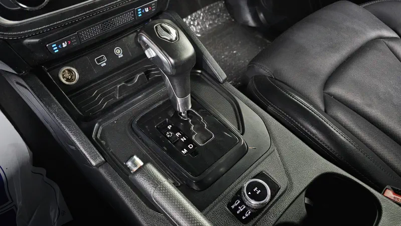 SsangYong Rexton Sports