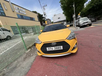 Hyundai Veloster