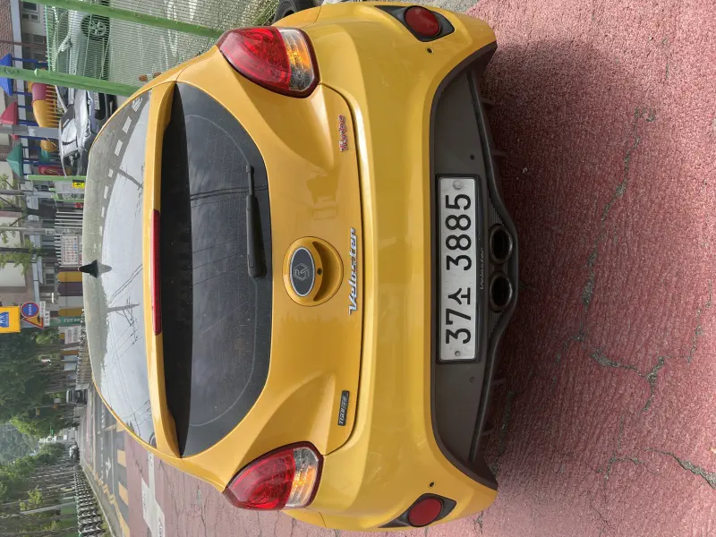Hyundai Veloster