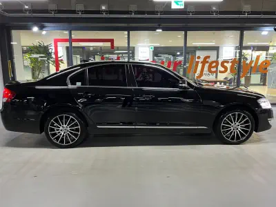 SsangYong Chairman W