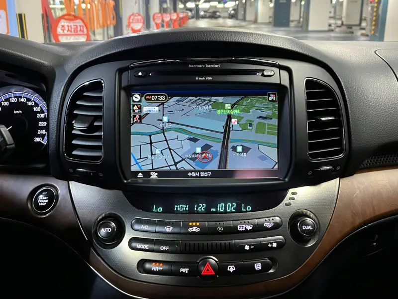 SsangYong Chairman W