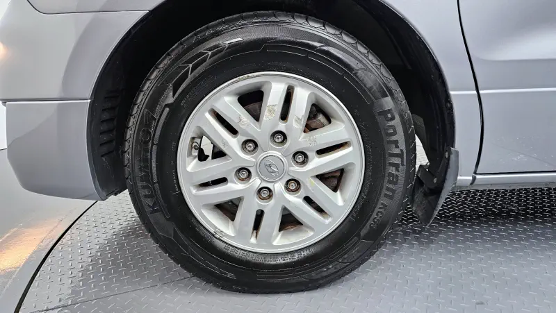Hyundai Grand Starex