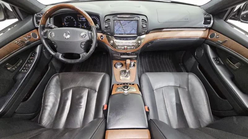 SsangYong Chairman W