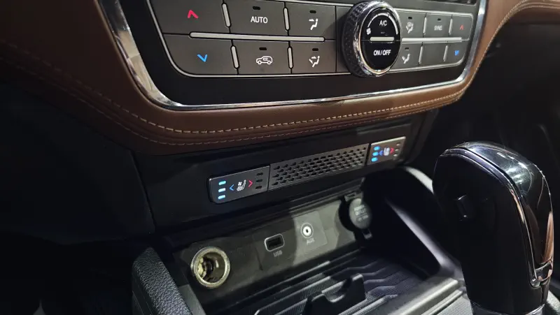 SsangYong Rexton Sports