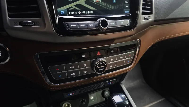 SsangYong Rexton Sports
