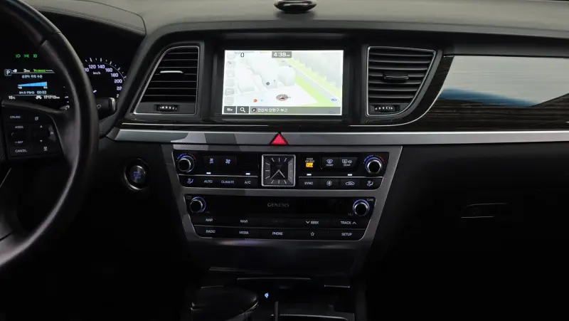 Genesis G80