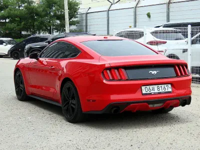 Ford MUSTANG