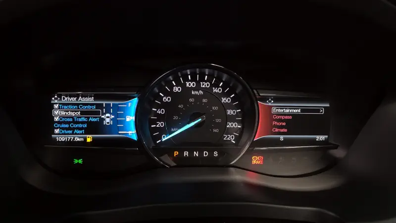 Ford EXPLORER