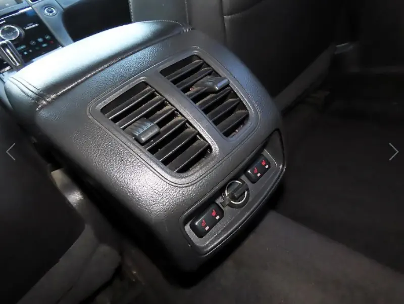 Ford TAURUS